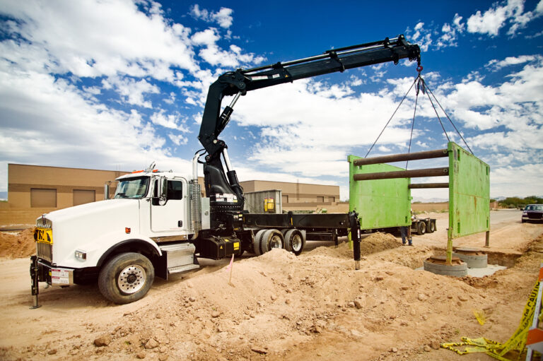 Truck Mounted Crane Trench Shoring Equipment
